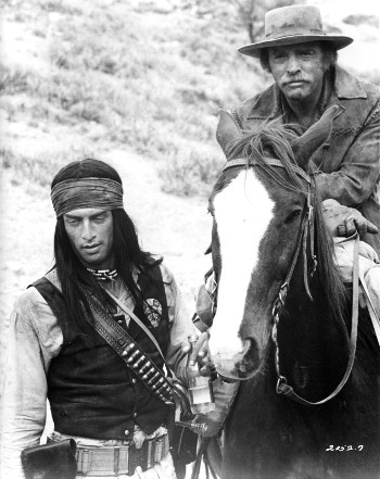 orge Luke as Ke-Ni_Tay and Burt Lancaster as McIntosh in Ulzana's Raid (1972)