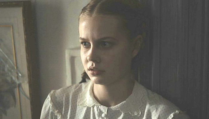 Angourie Rice as Jane in The Beguiled (2017)