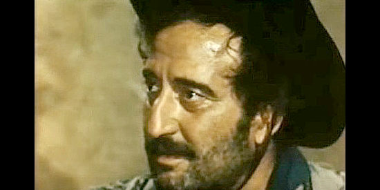Jose Luis Lluch as Jones in Quinto Fighting Proud (1969)