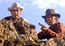 Lee Majors as Will Kane and David Carradine as Ben Irons in a standoff in High Noon II, The Return of Will Kane (1980)