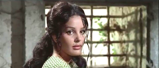 Agata Flori as Rosita Carson in Seven Guns for the MacGregors (1967