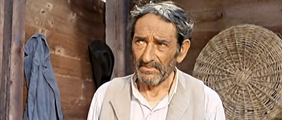 Giovanni Sabbatini as Django's Uncle Dan in Don't Wait, Django, Shoot! (1967)