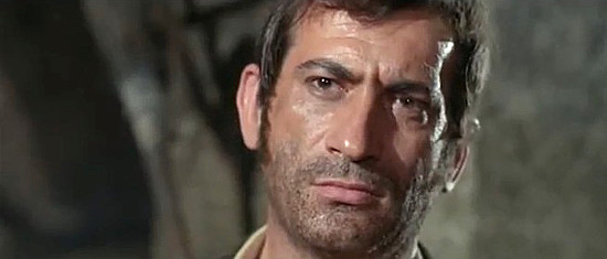 Leo Anchoriz as Maldonado in Seven Guns for the MacGregors (1967)