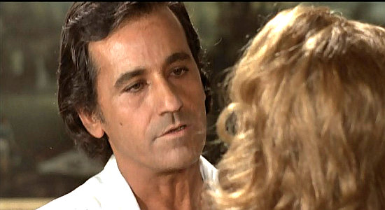 Alberto de Mendoza as Tomas in The Forgotten Pistolero (1969)