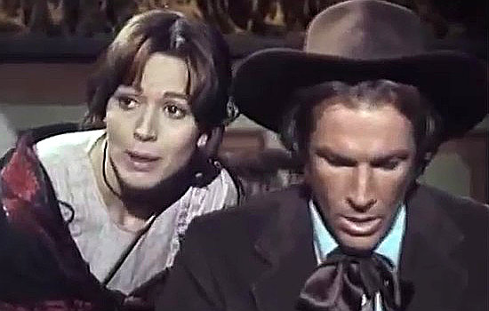 Edda De Benedetto as Mary and Lincoln Tate as Link Connelly in On the Third Day Arrived the Crow (1973)
