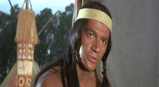 Jeff Cameron as Kite in Beyond the Frontiers of the Hate (1972)