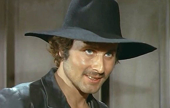 Paul Oxon as Jefferson in Four Gunmen of the Holy Trinity (1971)