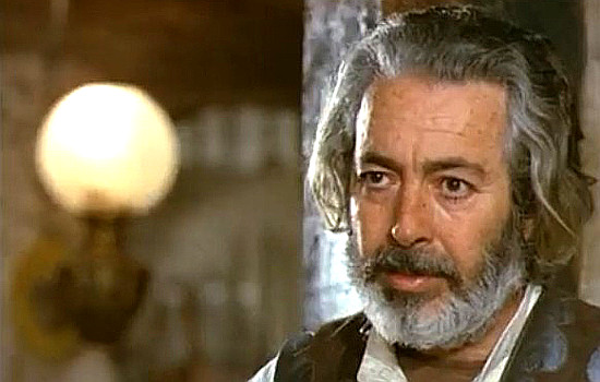 Tonino Pierfederici as Papa Jimmy Martinez in Four Gunmen of the Holy Trinity (1971)