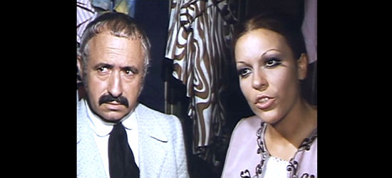 Agostino De Simone as Phillip Reeves and Maily Dona (May Doria) as Pearl Reeves in Sheriff of Rock Springs (1971)