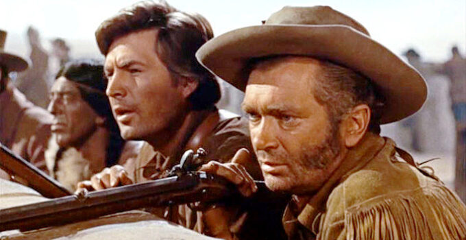 Fess Parker as Davy Crockett and Buddy Ebsen as George Russel waiting for Santa Anna to attack the Alamo in Davy Crockett, King of the Wild Frontier (1955)