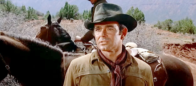 Stuart Whitman as Capt. Haven, on a reluctant mission with Jim Lassiter in Rio Conchos (1964)