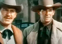 Forrest Tucker as Sheriff McIntrye and Rod Cameron as Johnny Tremaine in Brimstone (1949)