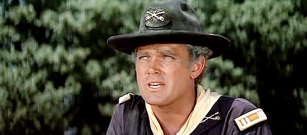 Jeffrey Hunter as Capt. Benteen at the Little Big Horn in Custer of the West (1967)