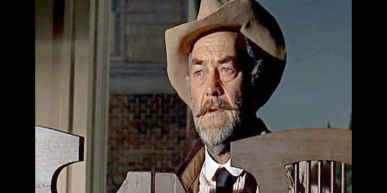 John McIntire as Ben Hickman, the again ex-lawman who agrees to help Molly Lang in Rough Night in Jericho (1967)