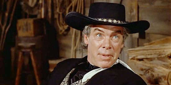 Lee Marvin as Kid Shelleen, fancied up and ready go get revenge against Tim Strawn in Cat Ballou (1965)