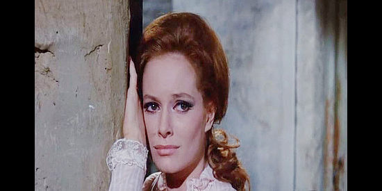 Luciana Paluzzi as Veronica Kleitz, trapped in a nearly hopeless situation with the man she once loved in Chuka (1967)