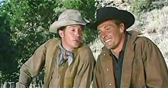Lee Carey's up-to-no-good buddies Jace (Warren Oates) and Lank (William Smith) in Mail Order Bride (1964)