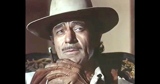 Gilbert Roland as Kirchner in Sartana Does Not Forgive (1968)