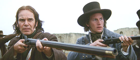 Billy Bob Thornton as Davy Crockett and Patrick Wilson as William Travis in The Alamo (2004)