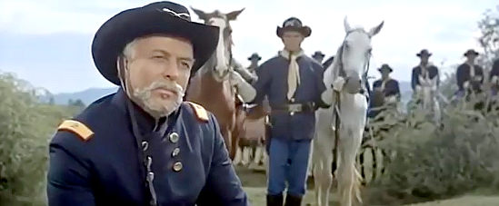 Charles Fawcett as Gen. Taylor talks peace in Apache's Last Battle (1964)