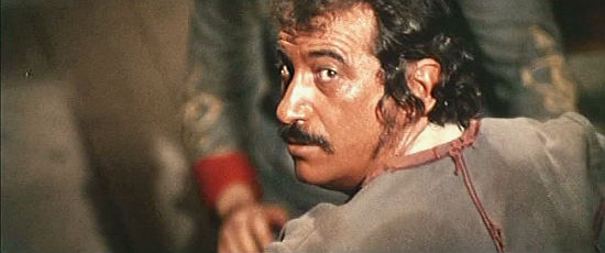 Leo Anchoriz as Decker, the dynamite expert in Kill Them All and Come Back Alone (1968)