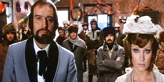 Robert Hundar (Claudio Undari) as Thomas Ferguson and Malisa Longo as Linda Burton in White Fang and the Hunter (1974)