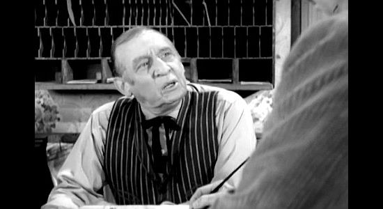 Raymond Hatton as Westbrook 'Scotty' Scott, a hotel man who sells Haney water rights for $1 so he can watch sparks fly in Treasure of Ruby Hills (1955)