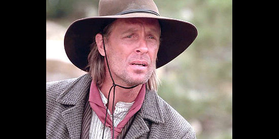 Keith Carradine as Vern Kidston, brother of Duane in Last Stand at Saber River (1997)