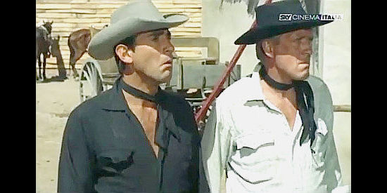 Walter Chiari as Bull Bullivan and Raimondo Vianello as brother Jonathan find more strangeness in Golden City in Terrible Sheriff (1962)