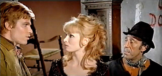 Dante Posani as Djurado, Scilla Gabel as Barbara Donovan and Goyo Lebrero as False Dollar in Djurado (1966)