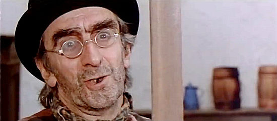 Enzo Maggio as Frank (The Fairy) Faina, the man with the key to the loot in Crazy Bunch (1974)