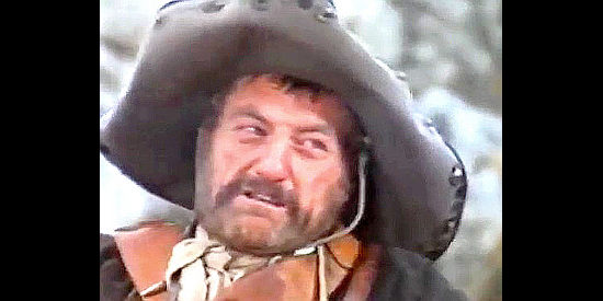 Giampiero Albertini as Gen. Miguel, the one-handed revolutionary leader who thinks priests are good luck in Hallelujah to Vera Cruz (1973)