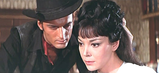 Roberto Miali (Jerry Wilson) as Jerry Ashley, charming his way into the heart of Sybil (Elisa Montes) in Seven Dollars on the Red (1966)