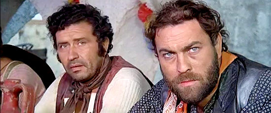 Teller and Jack, the beast, in The Last Traitor (1971)