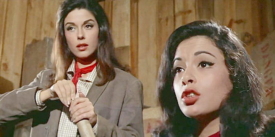 Monica Randall as Carolina Brown and Maria Martinez as Virginia Brown, providing the guys encouragement in Ringo and Gringo Against All (1966)