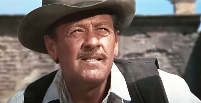 WIlliam Holden as Pike at showdown time in The Wild Bunch (1969)