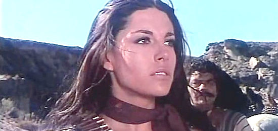 Charo Lopez as Lupe, remembering the betrayal of her people by those in power in El Bandido Malpelo (1971)