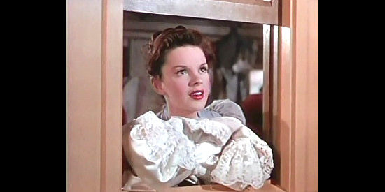 Judy Garland as Susan Bradley, arriving in Sandrock in The Harvey Girls (1946)