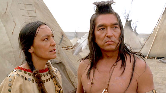 Tantoo Cardinal as Black Shawl, questioning Kicking Bird's approach with Stands with a Fist in Dances with Wolves (1990)
