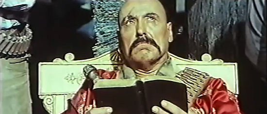 Angelo Susani as Cun Chin Champa in Two Sons of Trinity (1972)