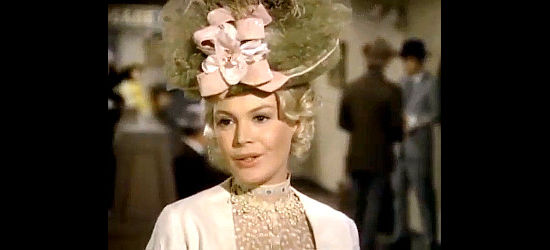 Sandra Dee as Ada, the pick-pocket among Joshua's daughters in The Daughters of Joshua Cabe (1972)