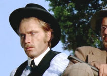 Franco Nero as Prince Orlowsky and Eli Wallach as Alfonso Lozoya see a troubling sign in Don't Turn the Other Cheek (1971)