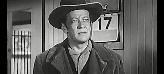William Tallman as Mark Bonham, trying to convince residents to rally against Bick Justin in The Persuader (1957)