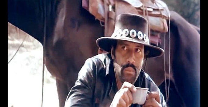 Fred Williamson as Joshua, explaining he's not an outlaw in Joshua (1976)