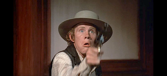 Ron Howard, watching a bank robbery go horribly wrong in The Spikes Gang (1974)