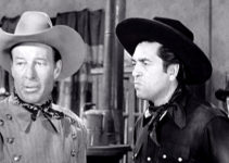 Bill Elliott as Matt Boone and Paul Fierro as Lou Garcia in Waco (1952)