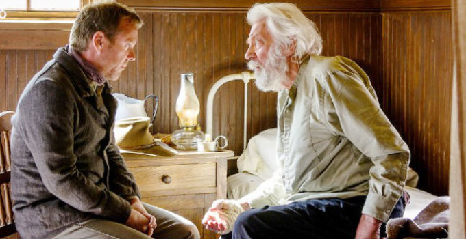 Keifer Sutherland as John Henry Clayton with Donald Sutherland as the Rev. William Clayton in Forsaken (2015)