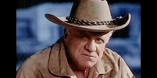 Brian Keith as Davy Crockett, knowing the time for battle is approaching in The Alamo, Thirteen Days to Glory (1987)