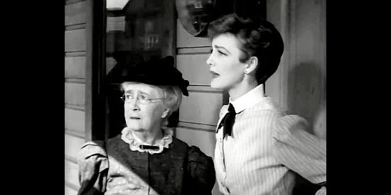 Margaret Seddon as Mrs. Denton with Virginia Grey as Laura Brock in Three Desperate Men (1951)