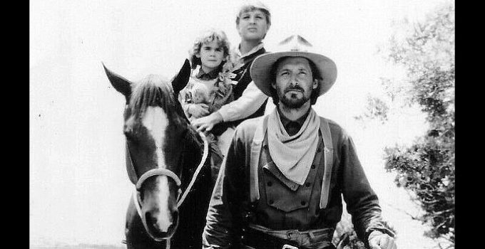 Bruce Boxleitner as Scott Collins, Thomas WIlson Brown as Hardy and Lisa MacFarlane as Betty Sue in Down the Long Hills (1986)